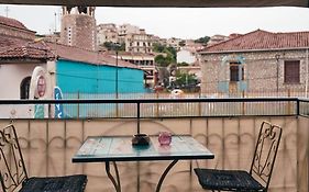 Mojo Studios Parga